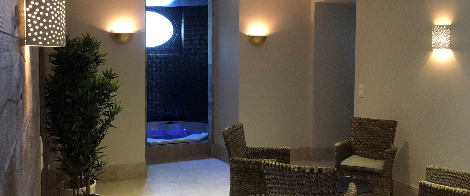 Photo:Fogged window with heart